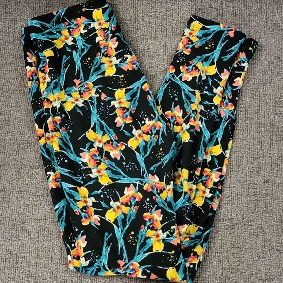 ‼️SALE‼️ Lularoe Women's Leggings - ONE SIZE - Picture 1 of 4